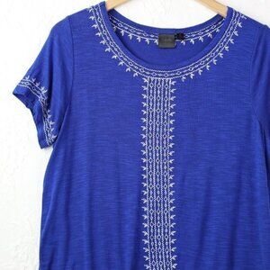 Blue + White Embroidered Top M Shirt Soft Rayon Stretch Tee Blouse Slub Knit